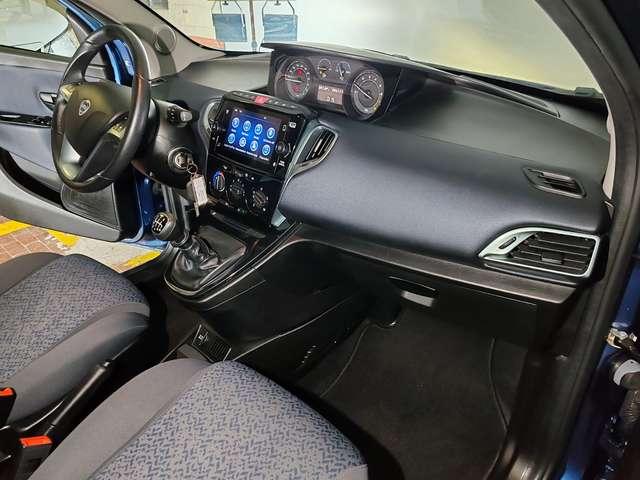 Lancia Ypsilon 1.0 Hybrid 70cv Gold Car Play + Telecamera