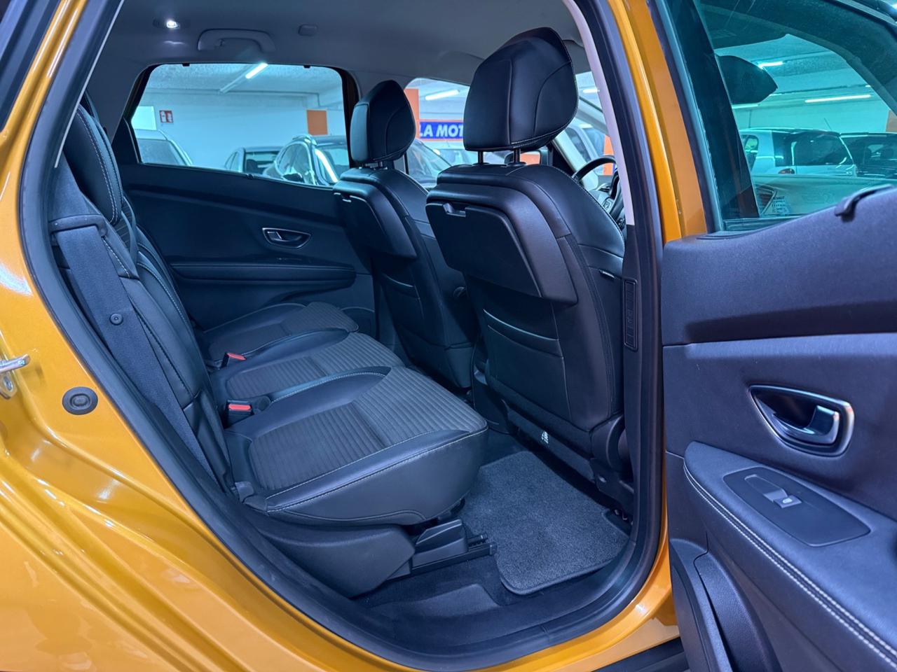 Renault Scenic Scénic dCi 8V 110 CV EDC Energy Intens