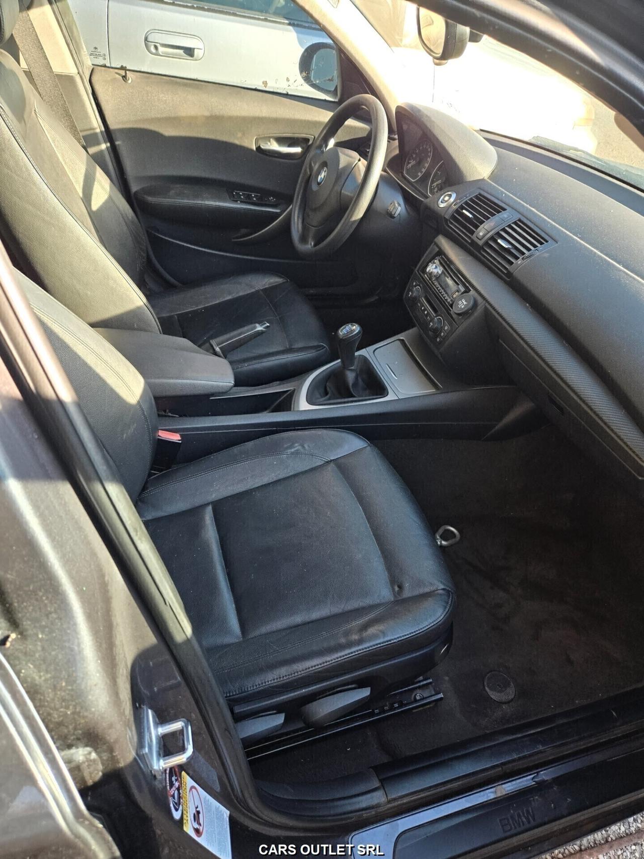 Bmw 120 120d 5p. Advantage