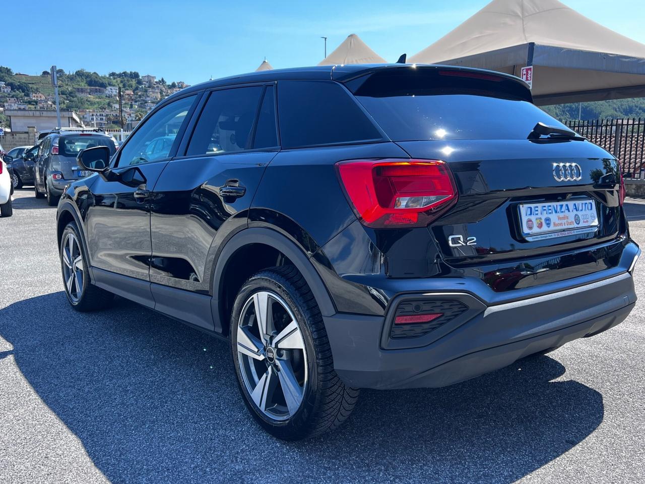 Audi Q2 30 TDI Identity Black