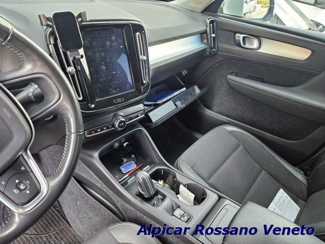 VOLVO XC40 D3 AWD Geartronic Momentum