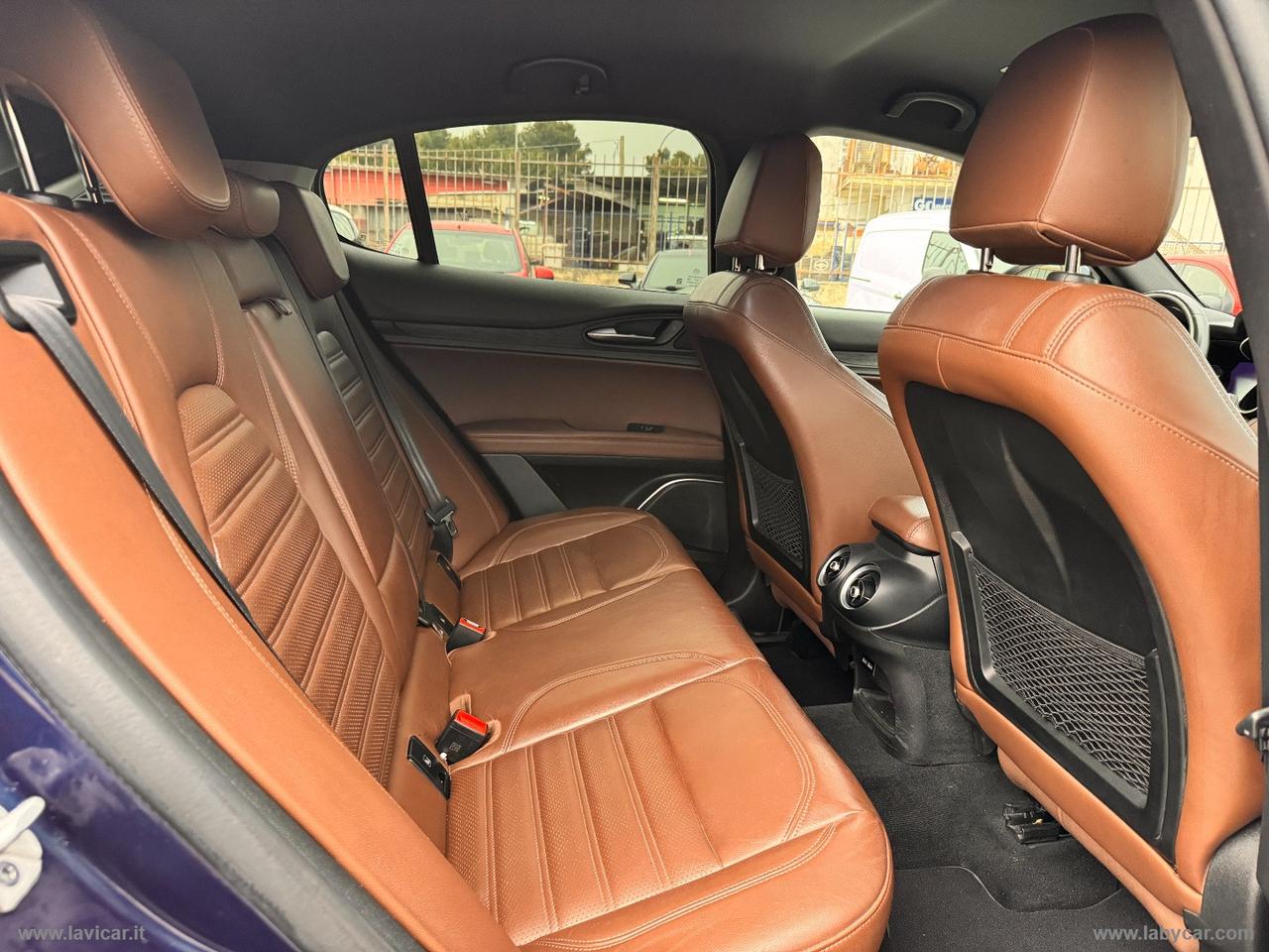 ALFA ROMEO Stelvio 2.2 T.diesel 210 CV AT8 Q4 Exec.