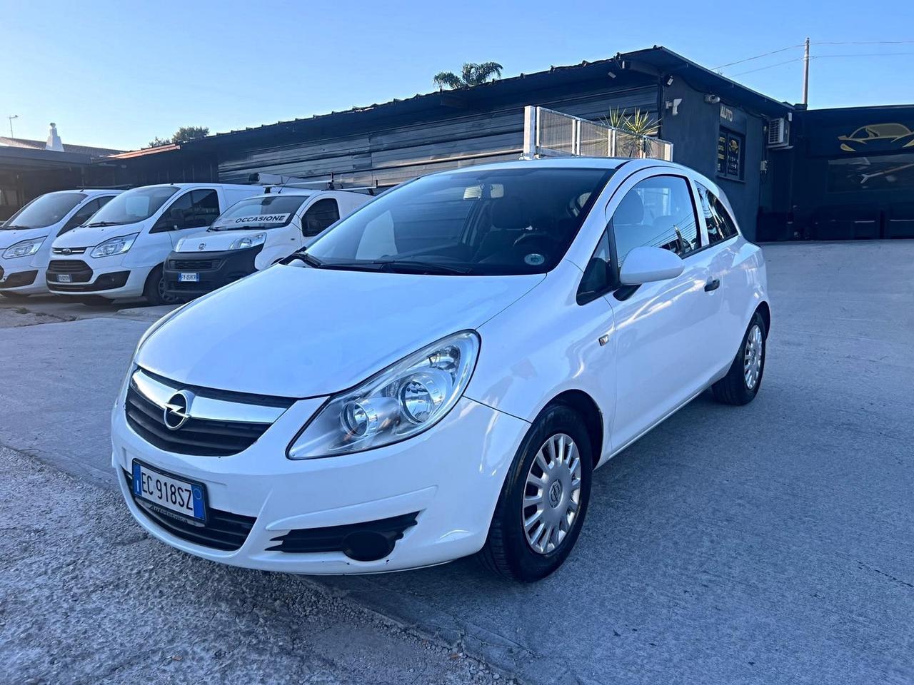 Opel Corsa 1.2 3 porte Club