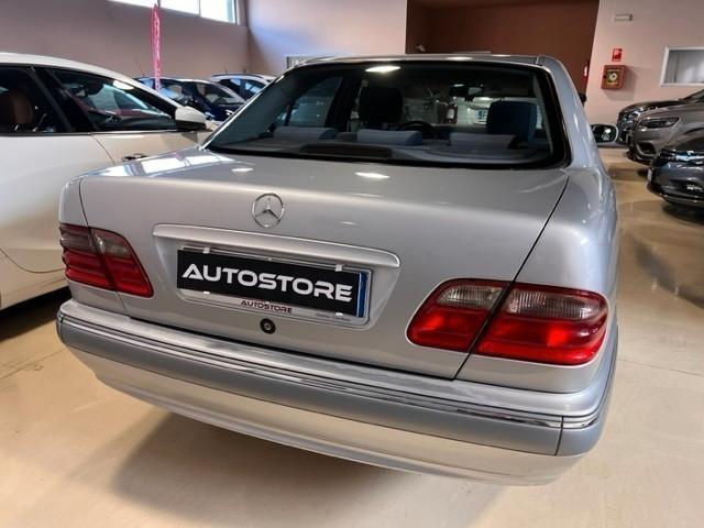 Mercedes-benz E 200 E 220 CDI EXECUTIVE