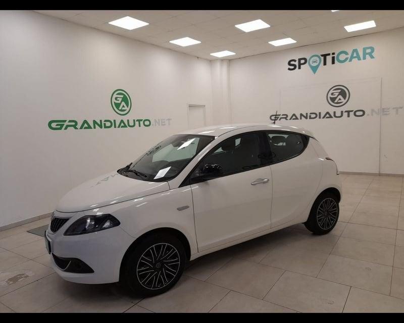 Lancia Ypsilon III 2021 1.0 firefly hybrid Gold s&s 70cv