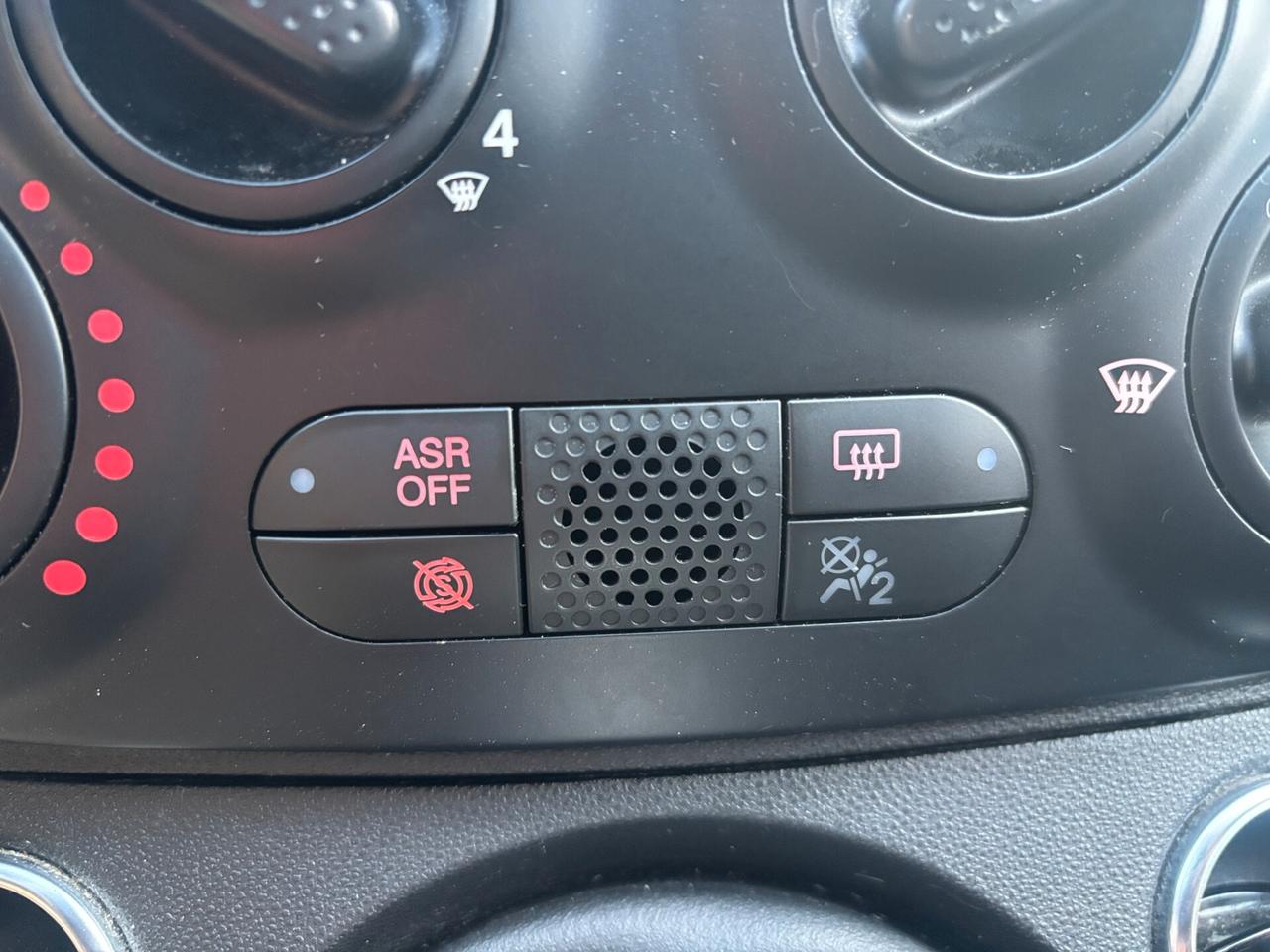 Fiat 500 1.0 Hybrid Connect -2022