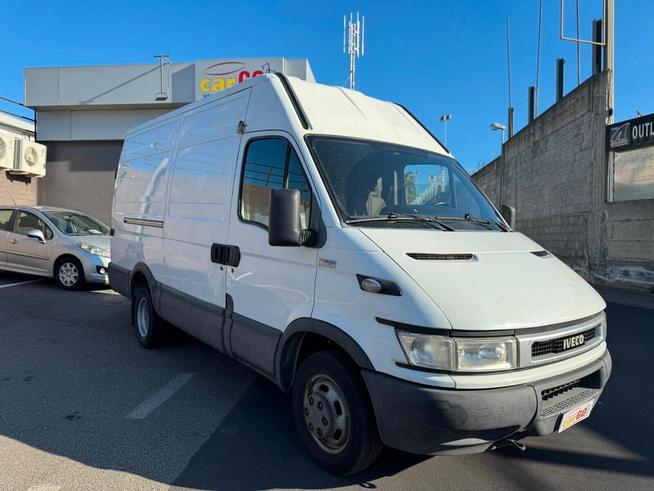 Iveco Daily 35C14 3.0 Hpi TDI PM-RG Cabinato