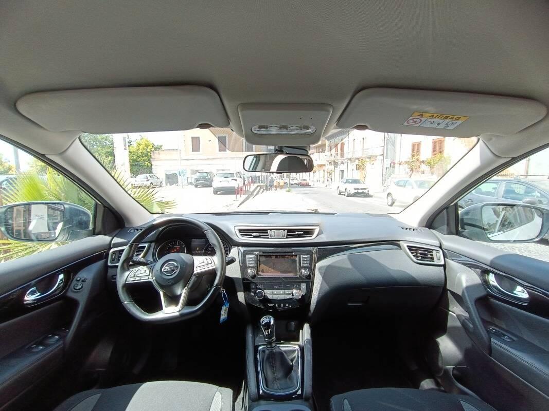Nissan QASHQAI 1.5dci Business 115CV - Autocarro