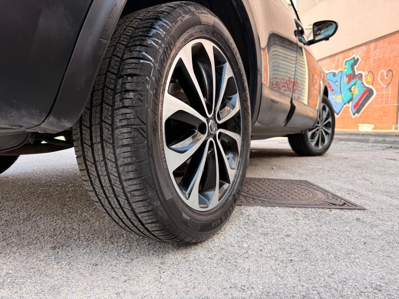 Nissan Qashqai 1.5 dCi Tekna IperFull Tetto Telcam360