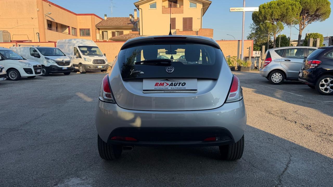 Lancia Ypsilon 1.2 69 CV