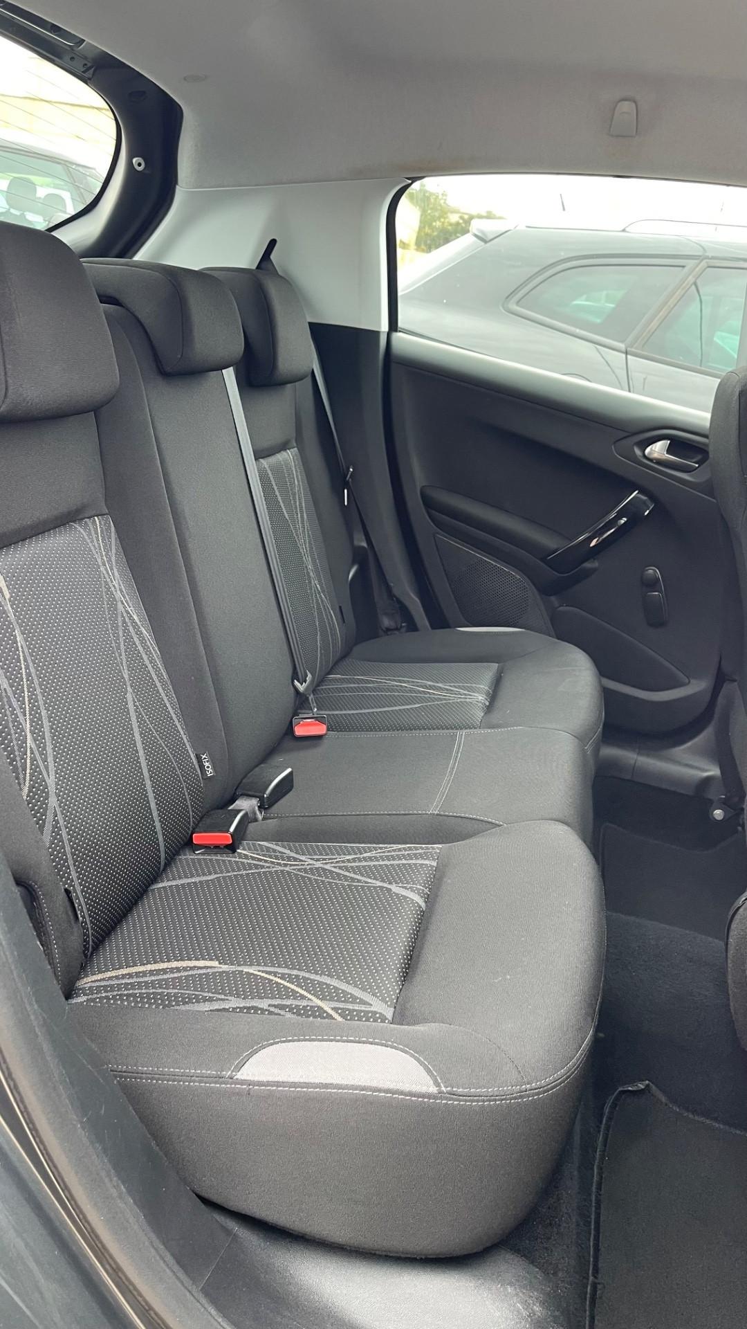 Peugeot 208 PureTech 82 5 porte Access