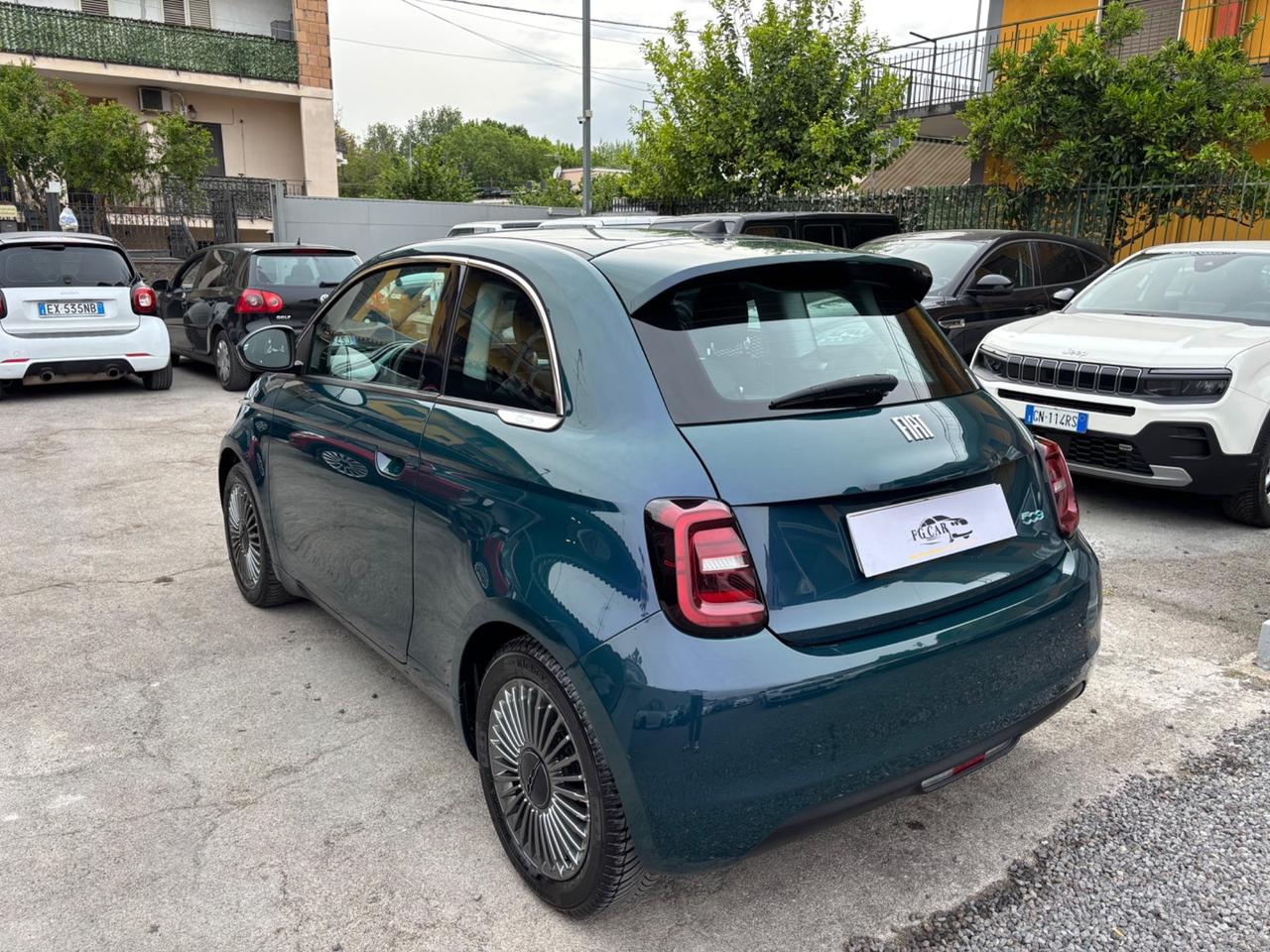 500e Berlina 42 kWh La Prima
