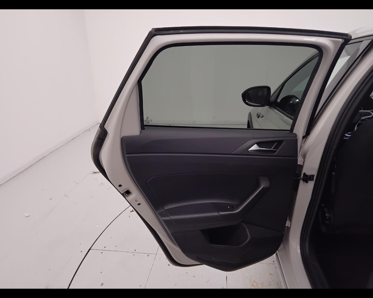 VOLKSWAGEN Taigo - Taigo 1.0 tsi R-Line 110cv