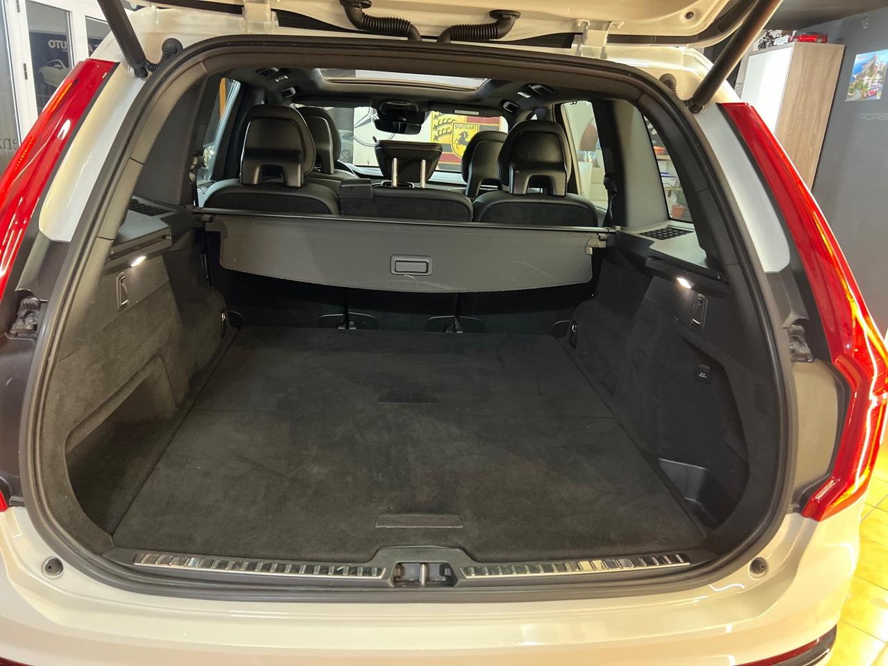 Volvo XC 90 XC90 B5 (d) AWD Geartronic R-design