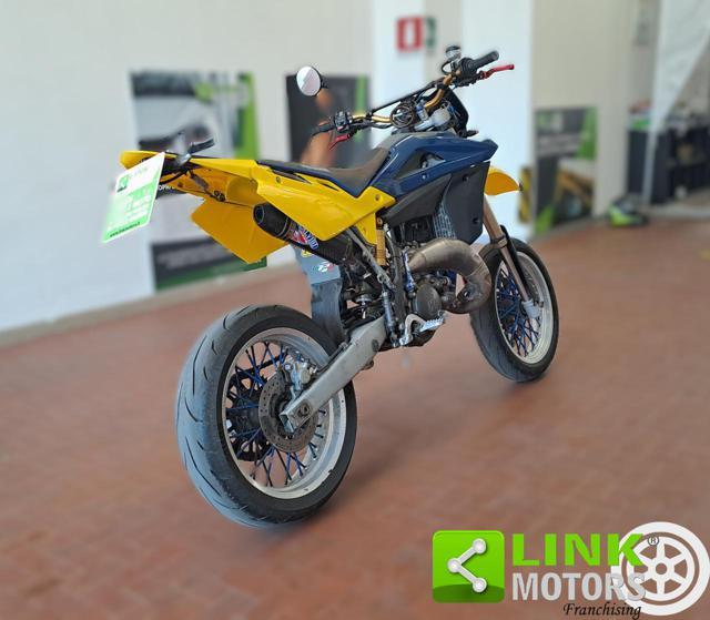 HUSQVARNA SM 125 S .