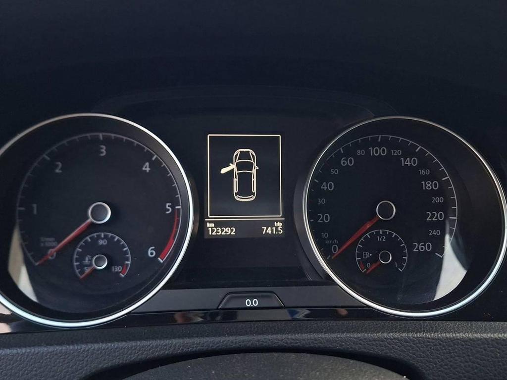 Volkswagen Golf 1.6 TDI BlueMotion Highline Executive