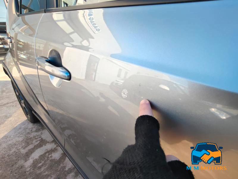 Suzuki Ignis 1.2h Top 2wd cvt