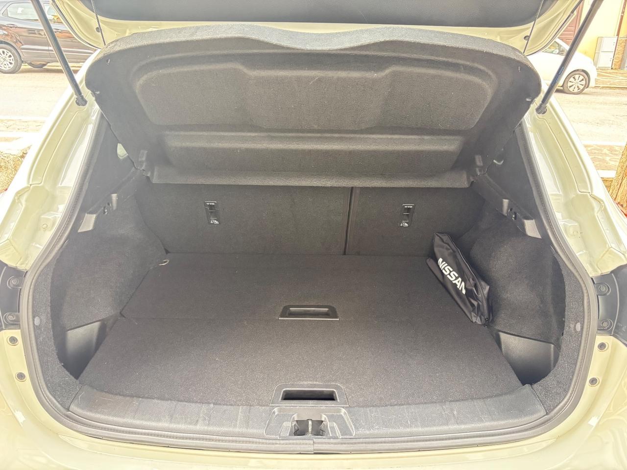 Nissan Qashqai 1.5dCi N-Connecta BIANCO PERLA FULL/LED