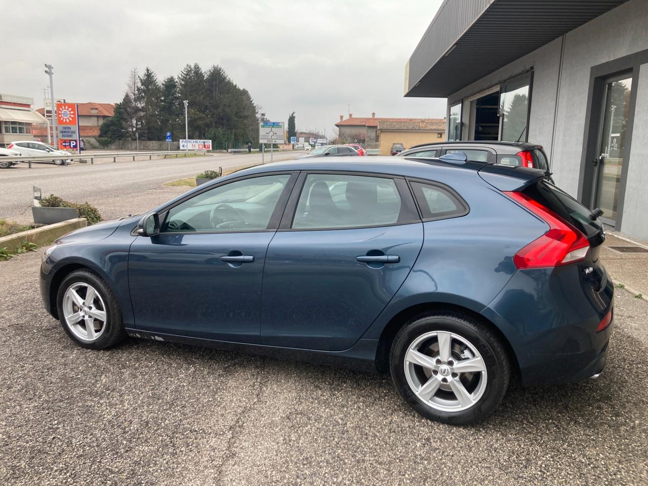 Volvo V40 D2 Geartronic Business