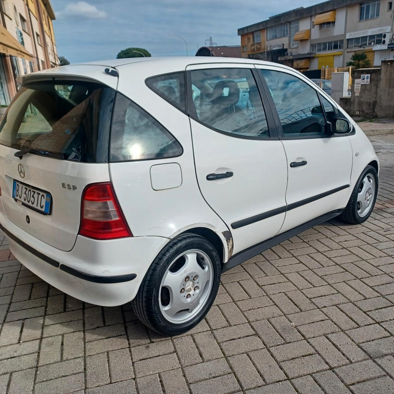 TUTTO PERFETTAMENTE FUNZIONANTE CLASSE A 1.9