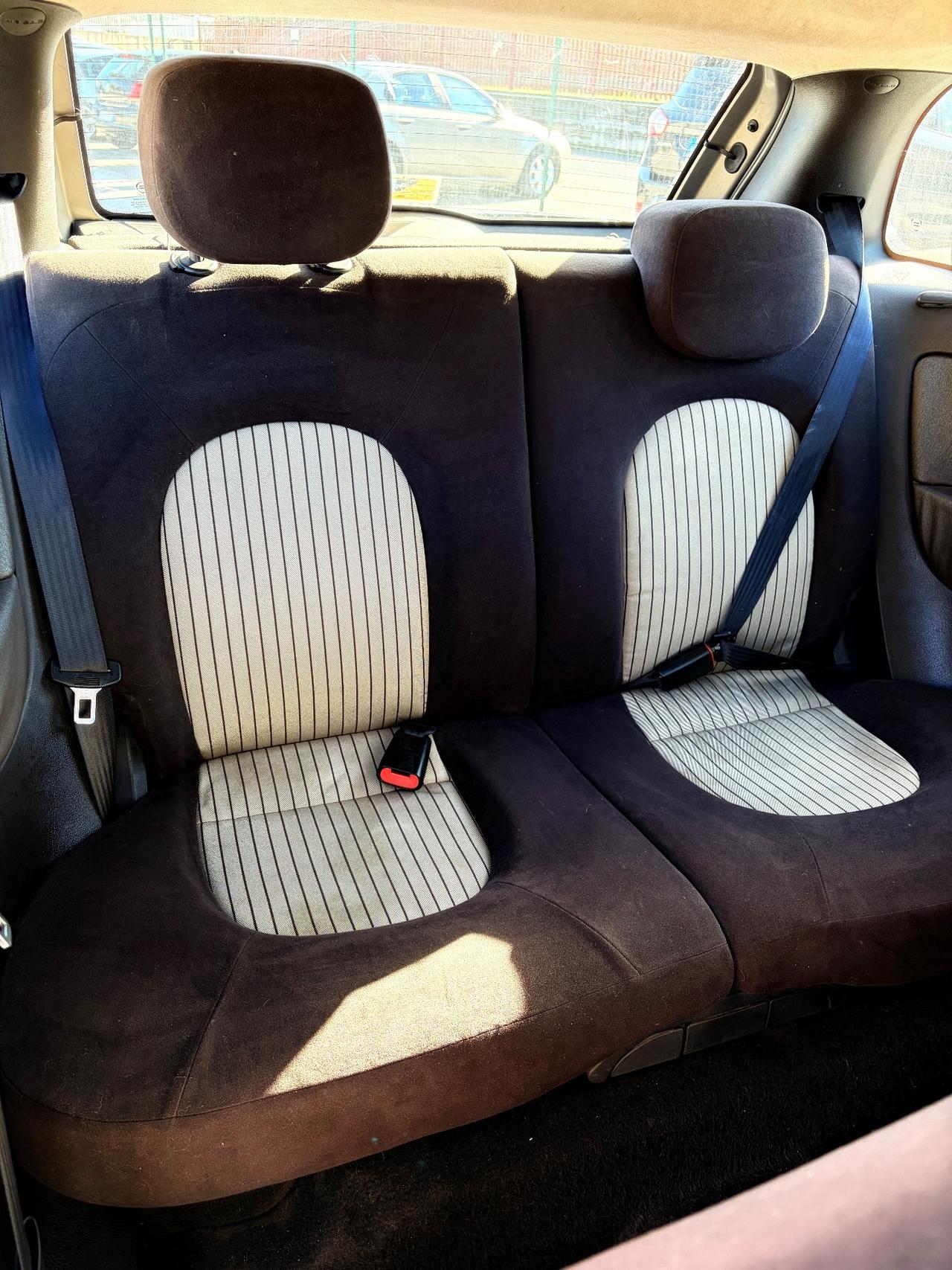 Lancia Ypsilon 1.2 Argento