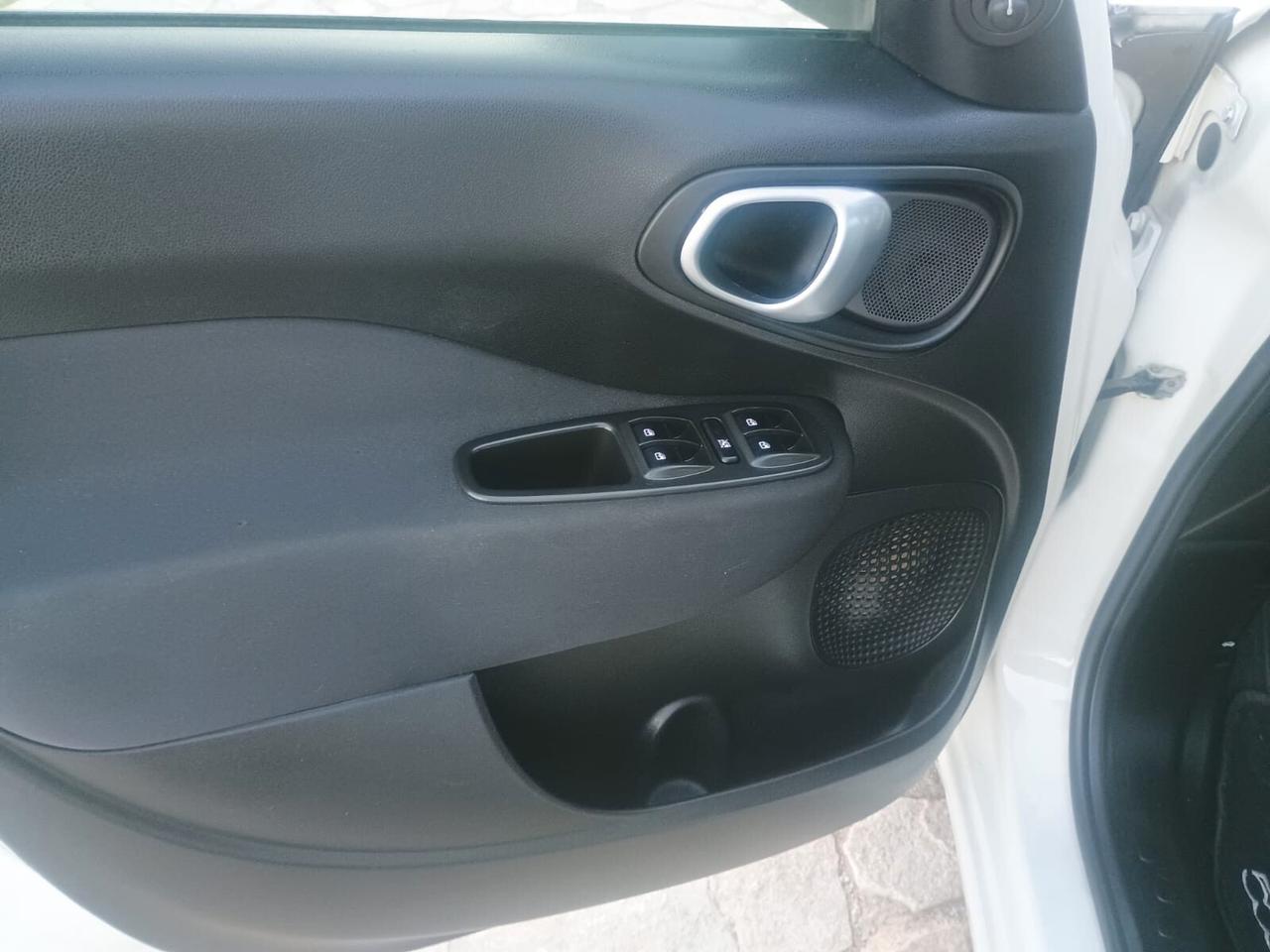 Fiat 500L 0.9 TwinAir Turbo Natural Power Lounge