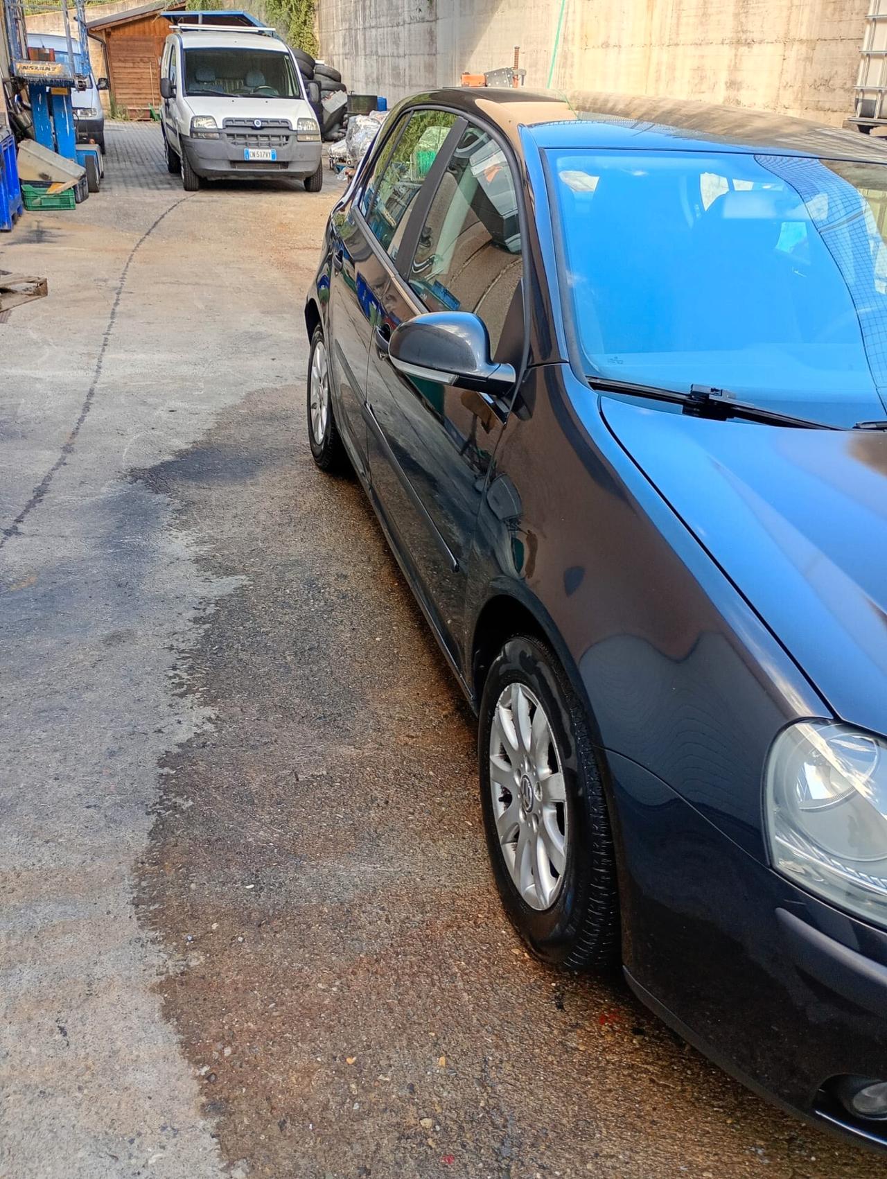 Volkswagen Golf 2.0 16V TDI 3p. Comfortline
