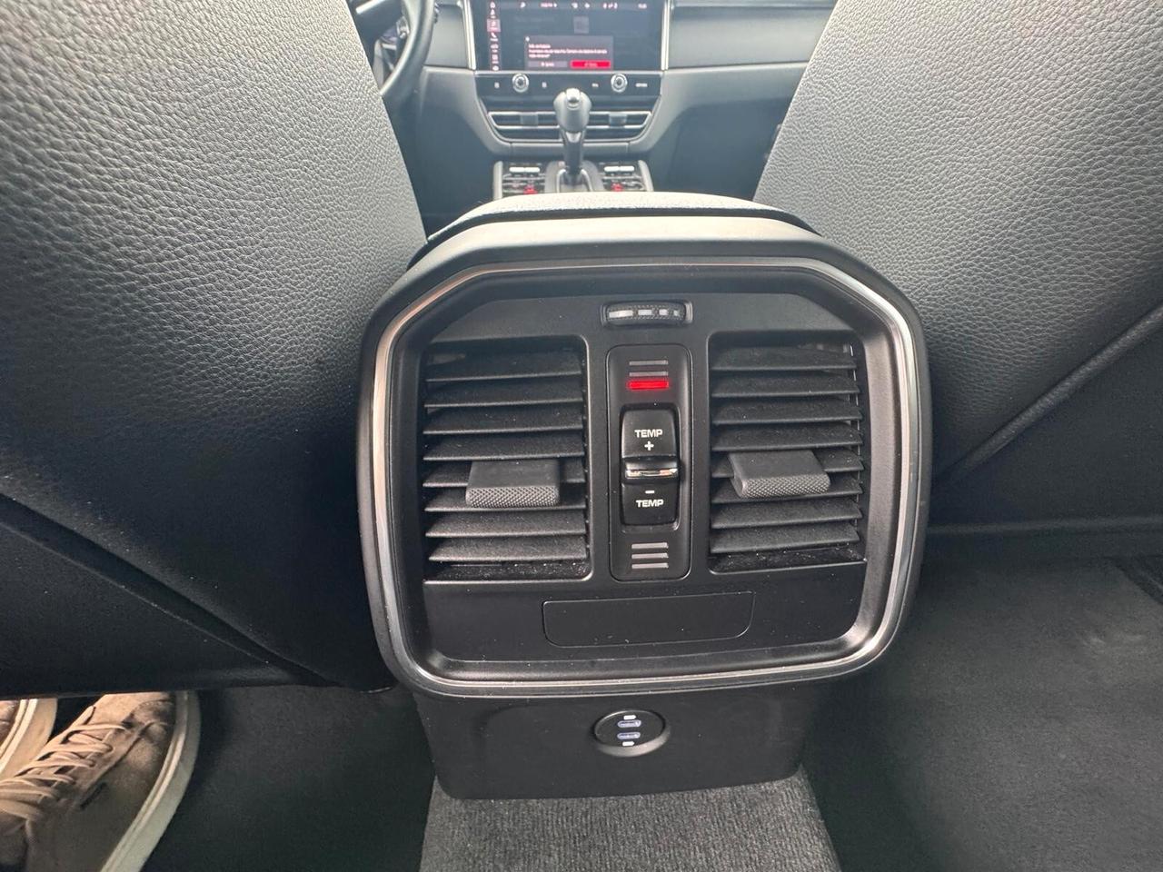 Porsche Macan 2.0 T SOLO 16000KM A SOLI 699 EURO AL MESE