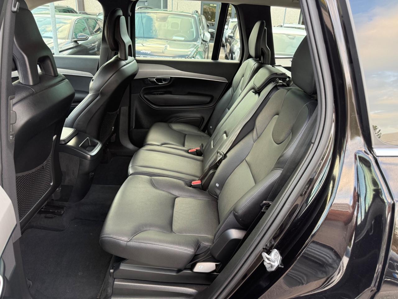 Volvo XC 90 B5 AWD Geartronic 7 posti Momentum Pro