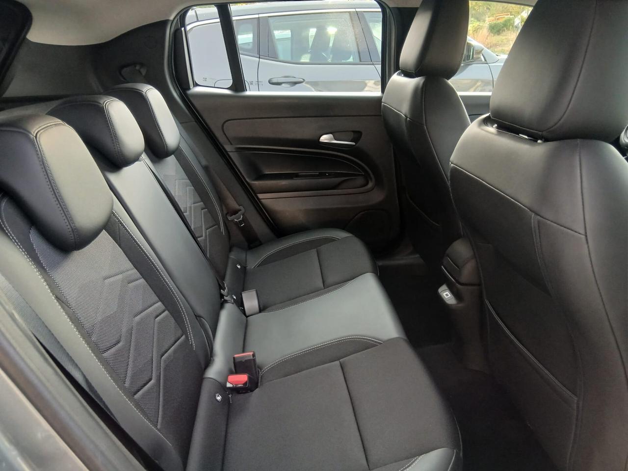 Jeep Avenger 1.2 Turbo 100 CV Altitude