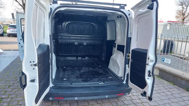 FIAT Doblo Doblò 1.3 MJT PC-TN Cargo Lam SX 3 Posti 50.000 kM