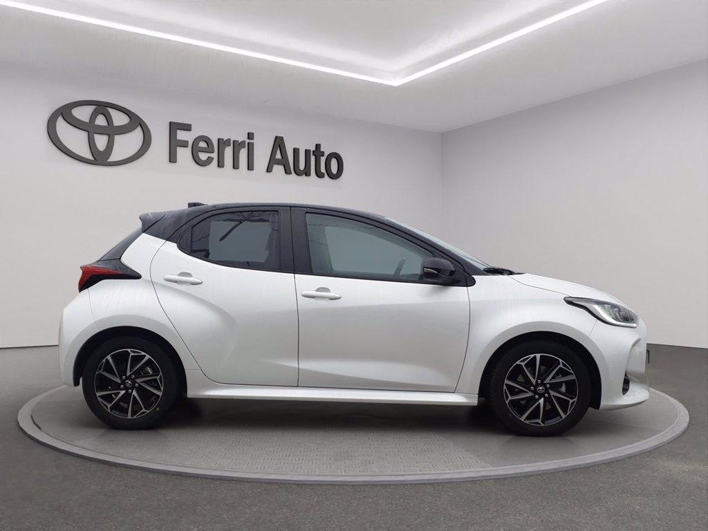 TOYOTA Yaris 1.5h style del 2022