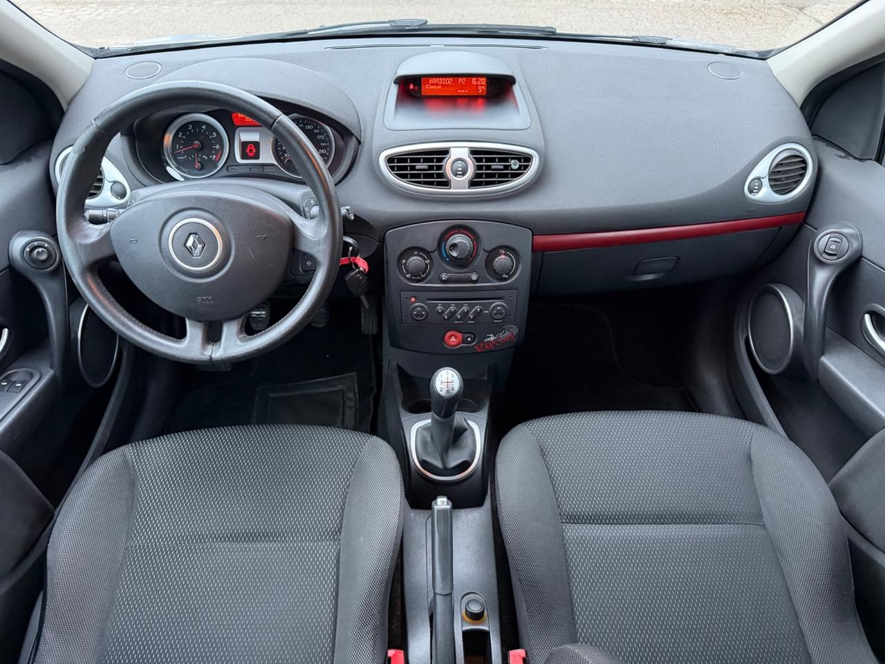 Renault Clio 1.2 benzina 75 cv 2008 100.000 km