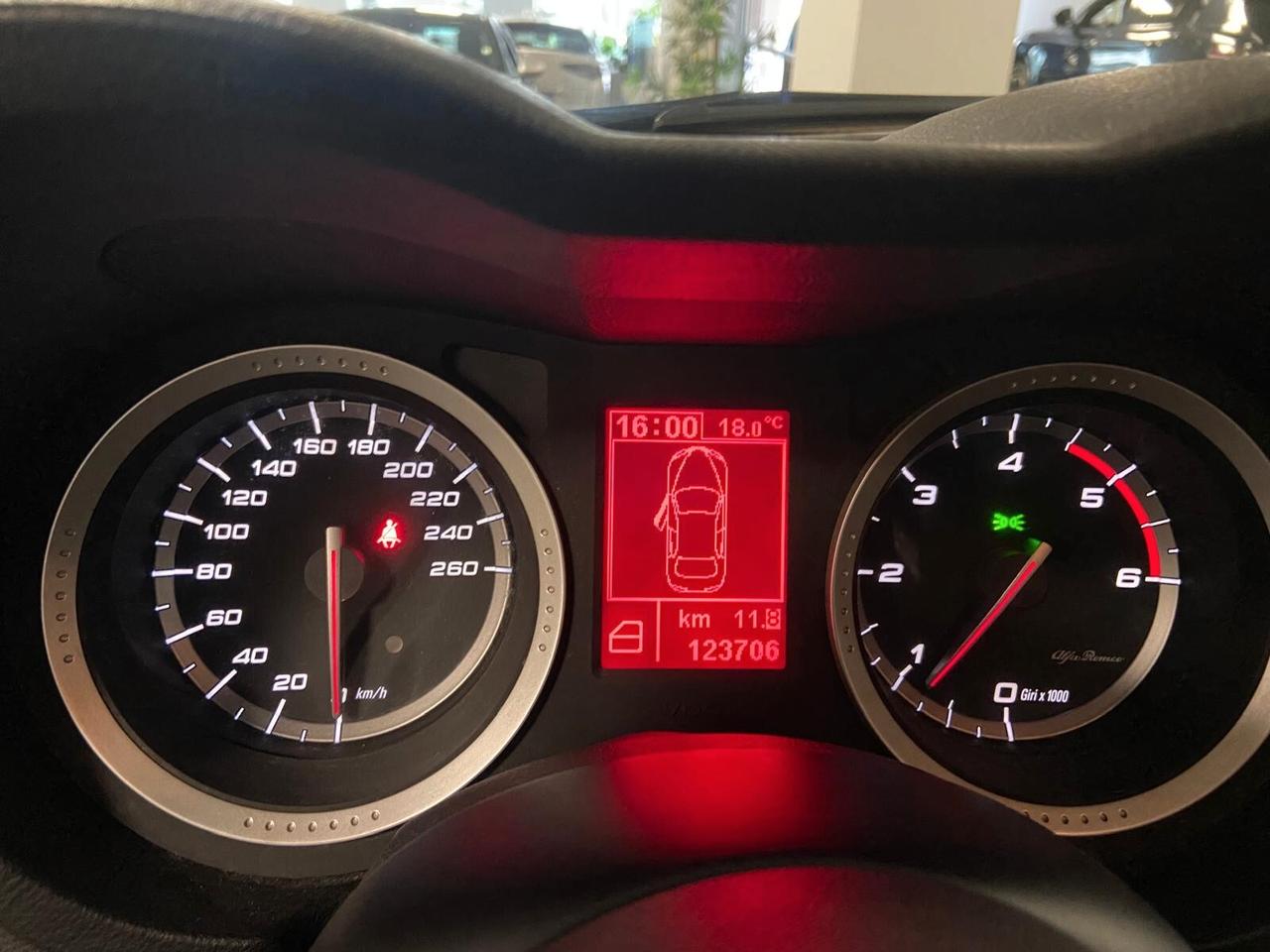 Alfa Romeo 159 2.0 JTDm Distinctive