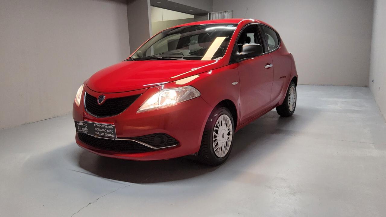 Lancia Ypsilon 1.2 69 CV 5 porte GPL Ecochic Gold