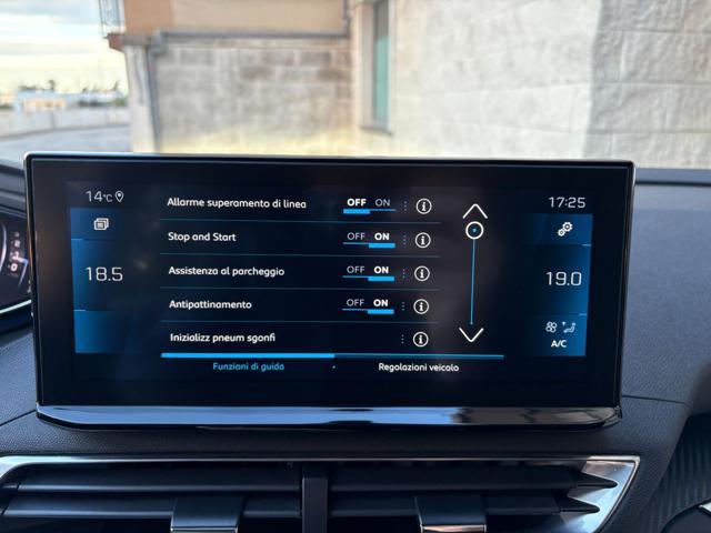 PEUGEOT 3008 1.5 BlueHDi 130 S&S Active Business