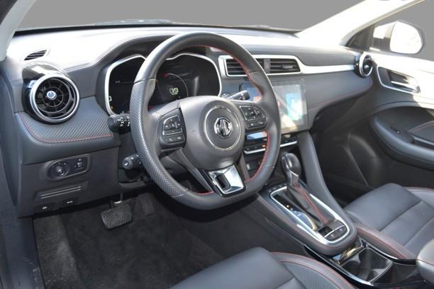 MG ZS - 1.0T 6AT LUXURY