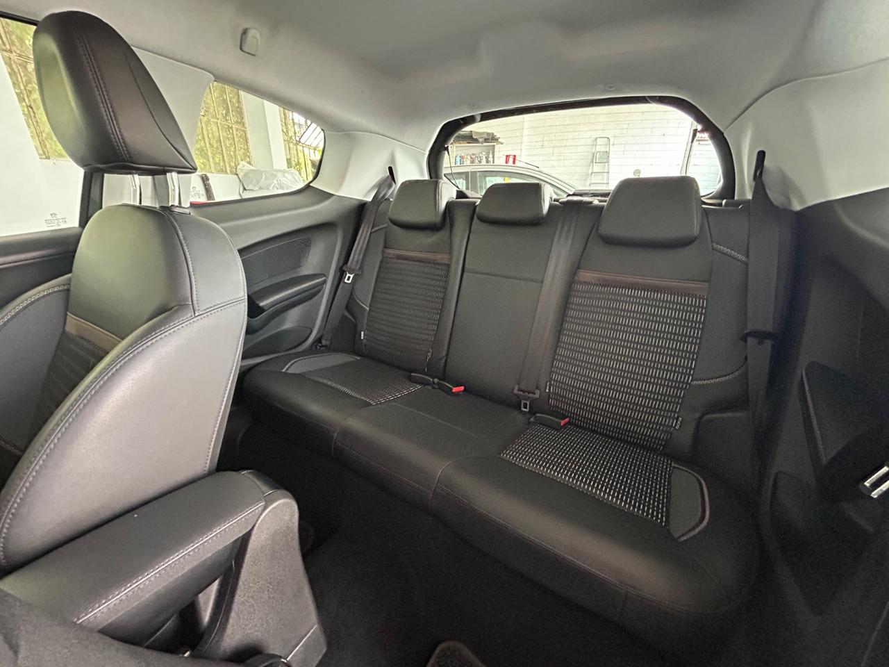 Peugeot 208 1.2 VTi 82 CV 3 porte Allure
