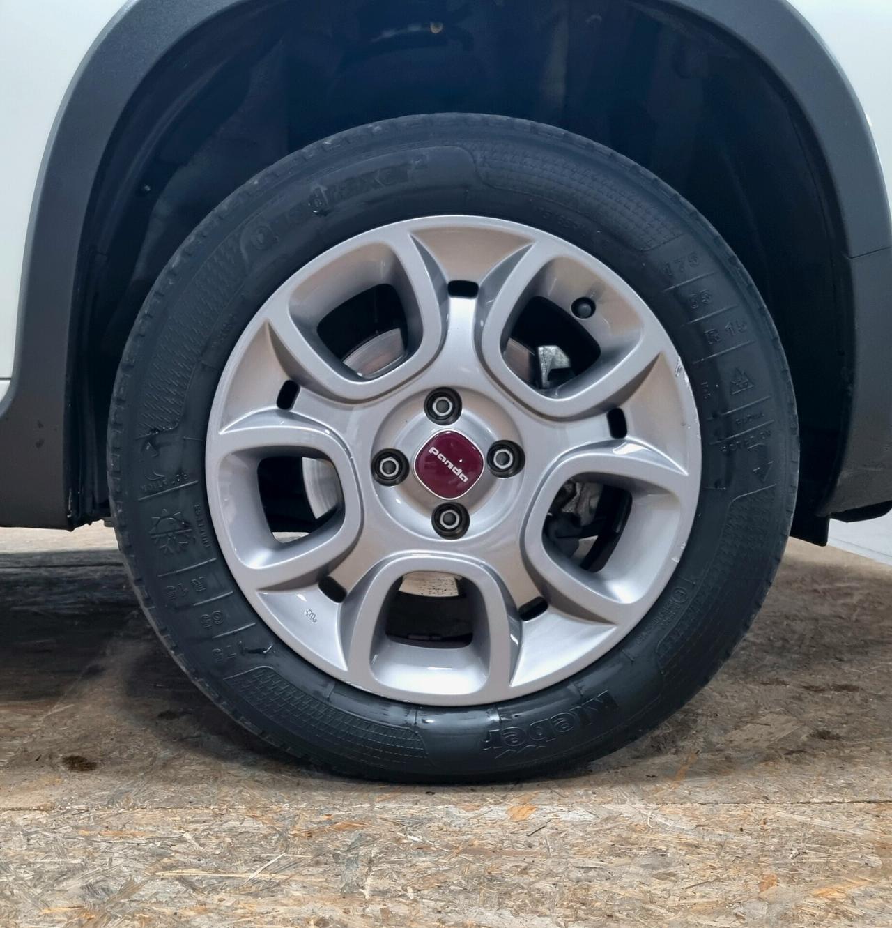 FIAT PANDA CROSS 1.3 MJT 75CV 4x4 GANCIO TRAINO