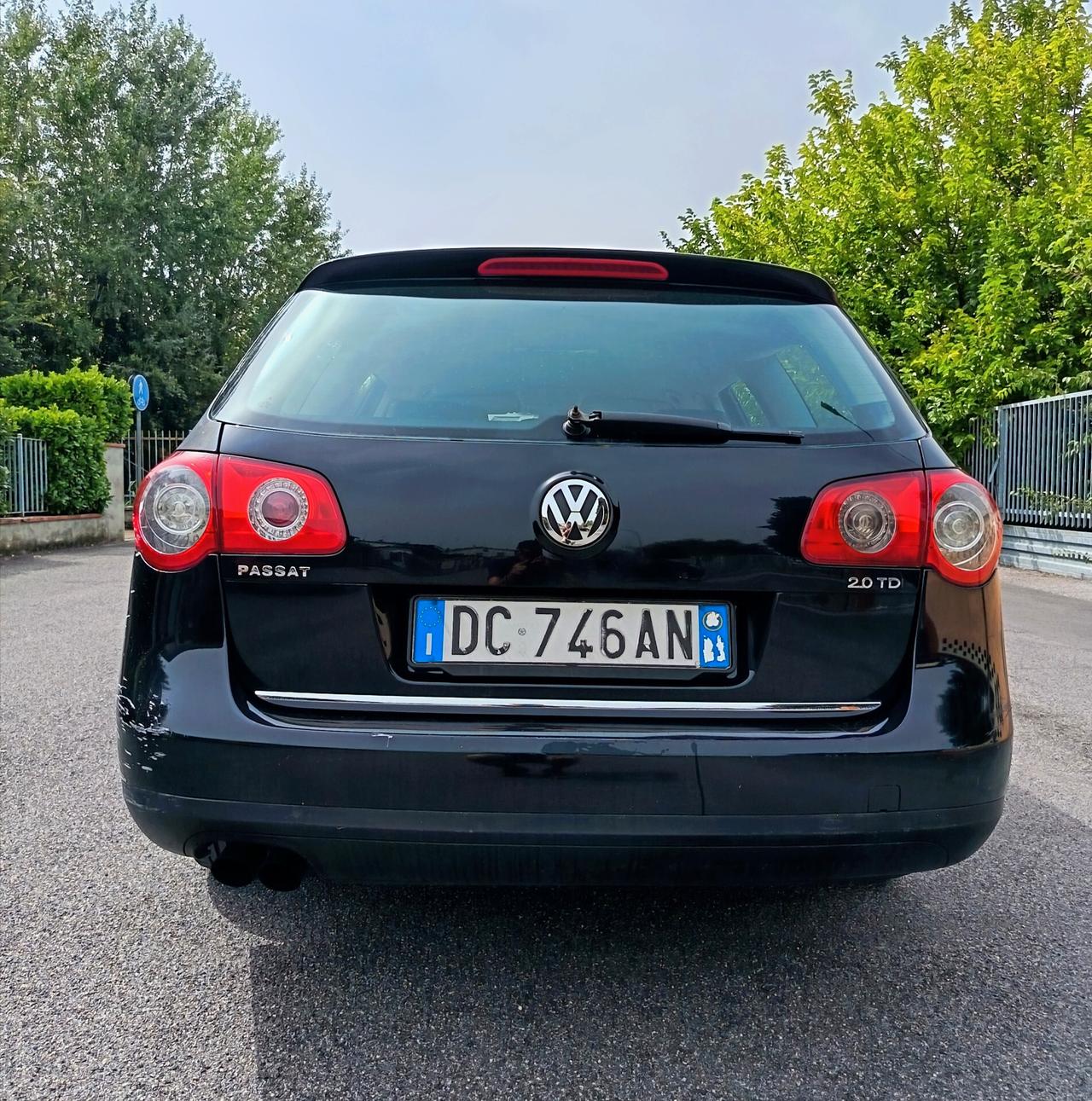 Volkswagen Passat 2.0 16V TDI Var. Sportline