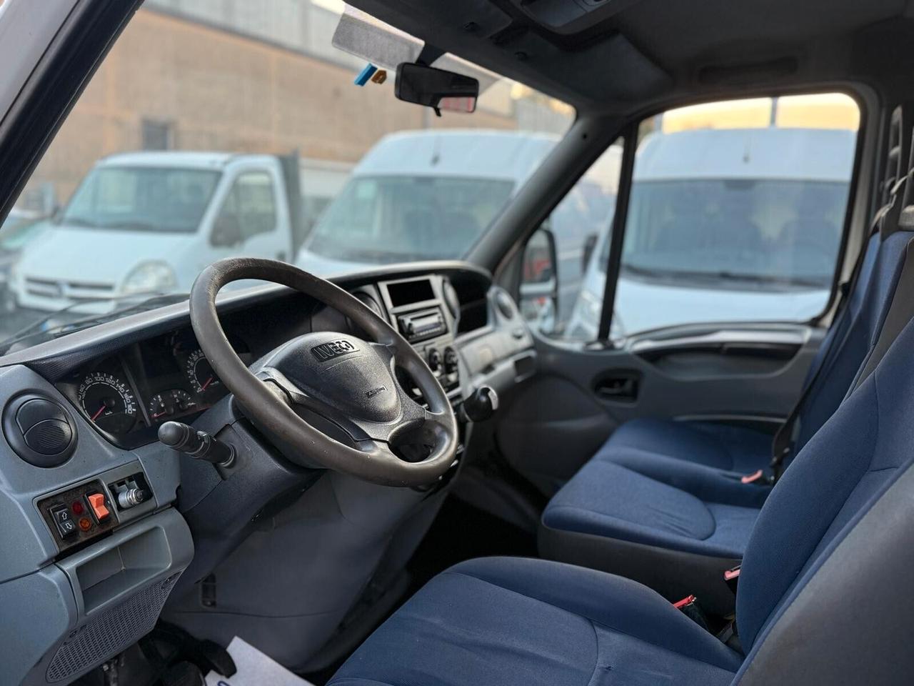 IVECO DAILY 35C 15 RIBALTABILE TRILATERALE