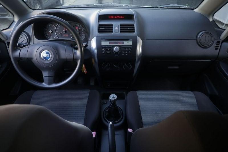 FIAT Sedici FIAT Sedici 1.6 16V 4x4 Experience 79KW ANNO 2007