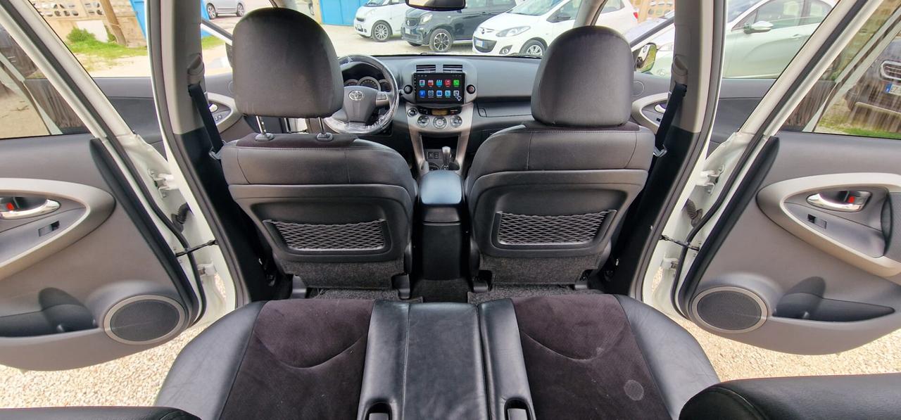 Toyota RAV4 Crossover 2.2 D-Cat A/T 150 CV Style