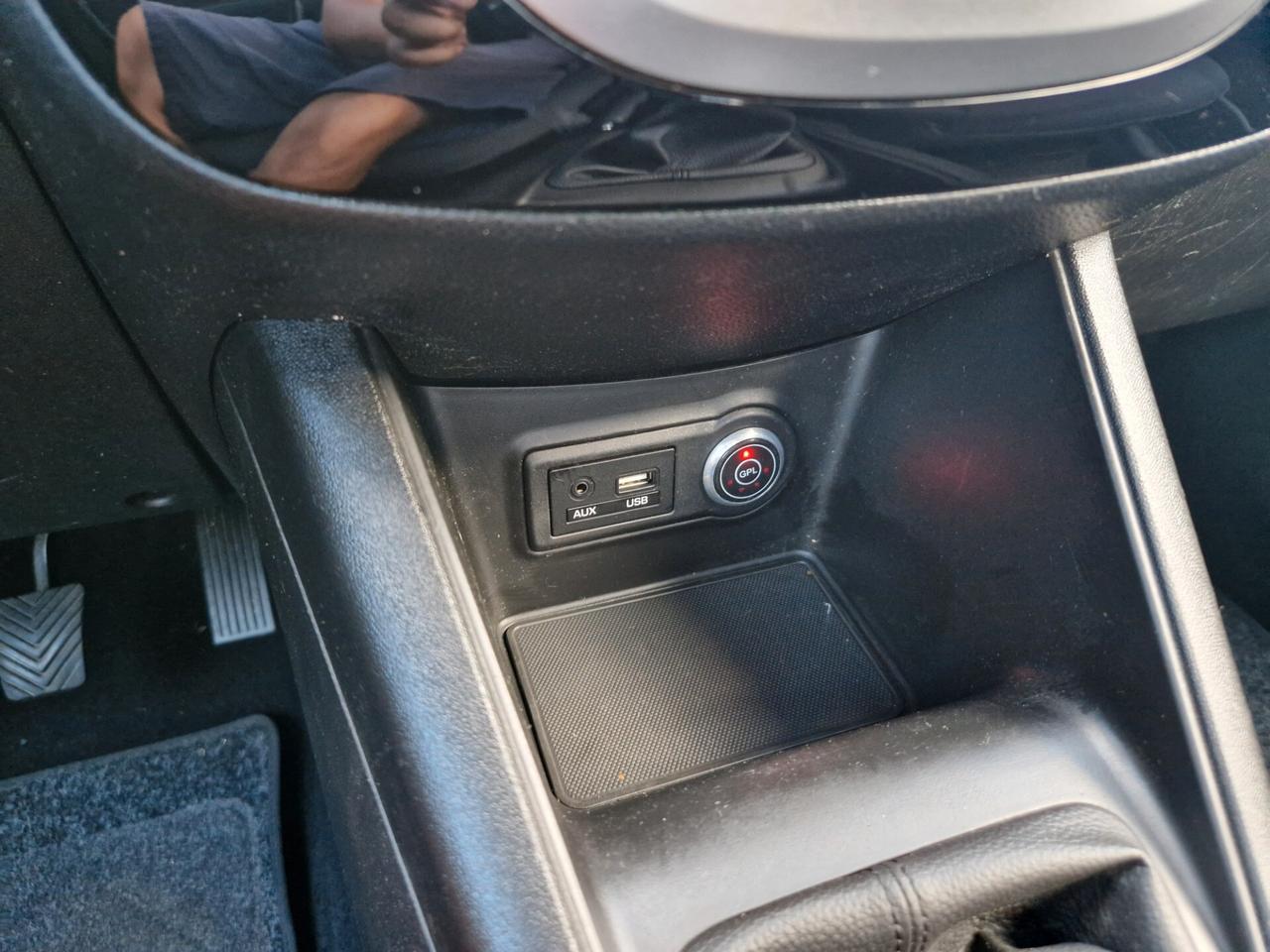 Hyundai iX20 1.6 125CV "74.400 km" GPL casa madre, Bluetooth