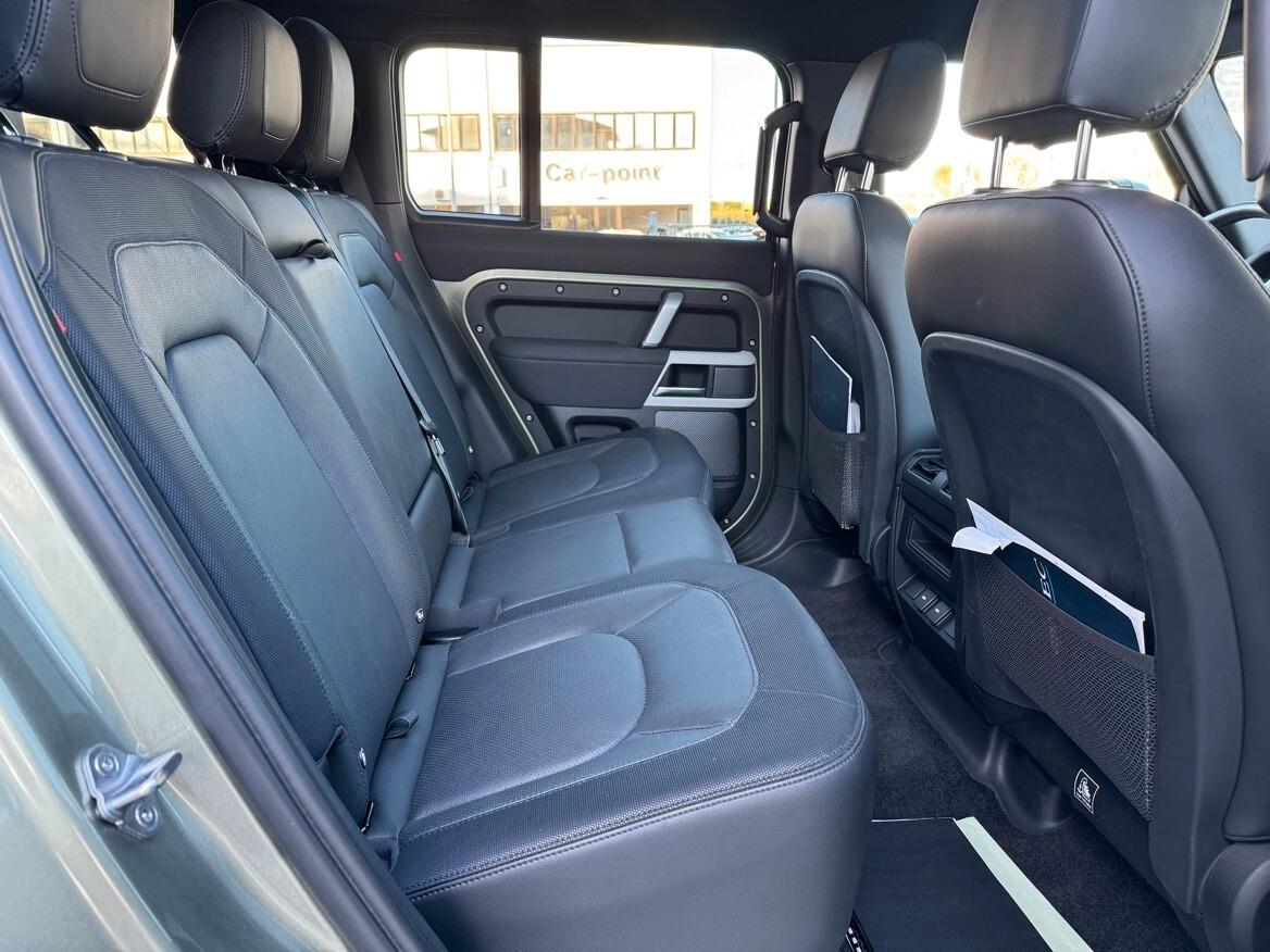 Land Rover Defender 110 3.0D I6 250 CV AWD Auto X-Dynamic SE