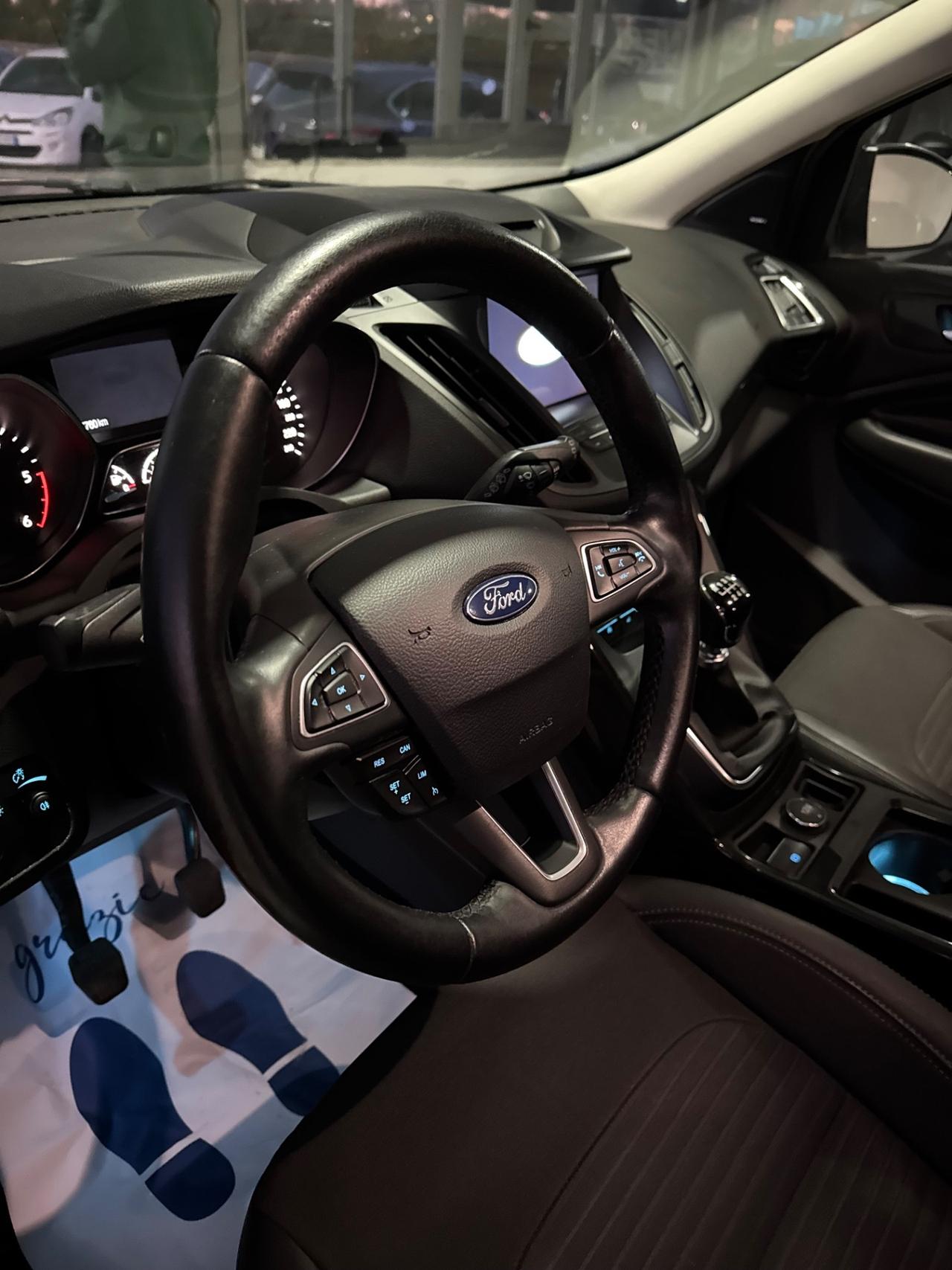 Ford Kuga 1.5 TDCI 120 CV S&S 2WD Titanium