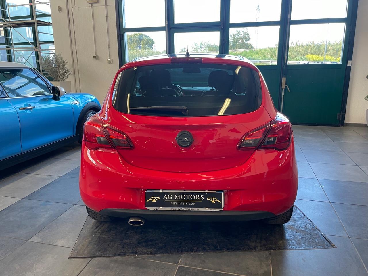 Opel Corsa 1.4 90CV Coupé b-Color