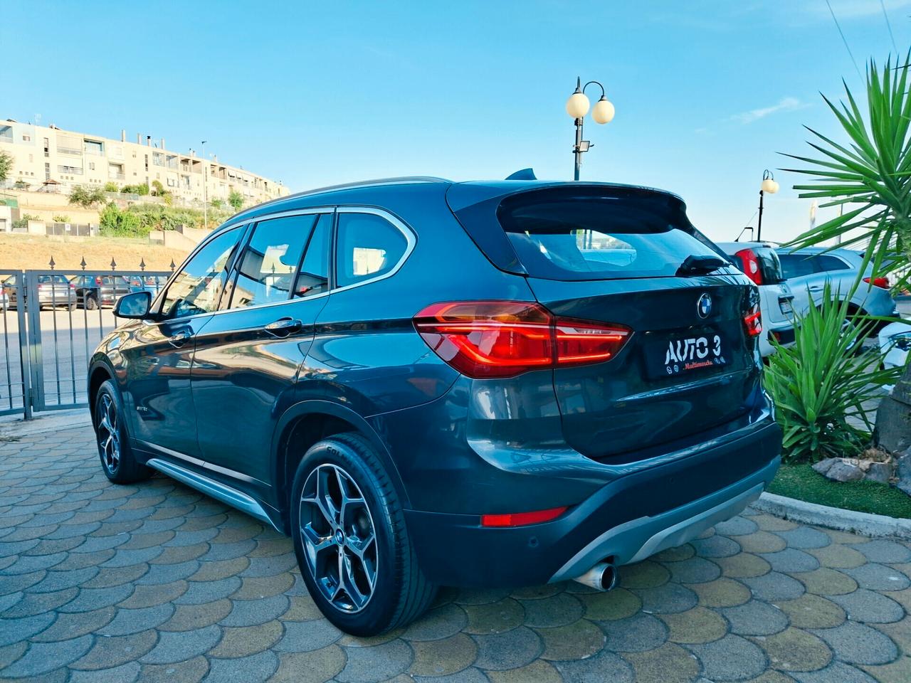 Bmw X1 sDrive18d xLine "Cambio Automatico