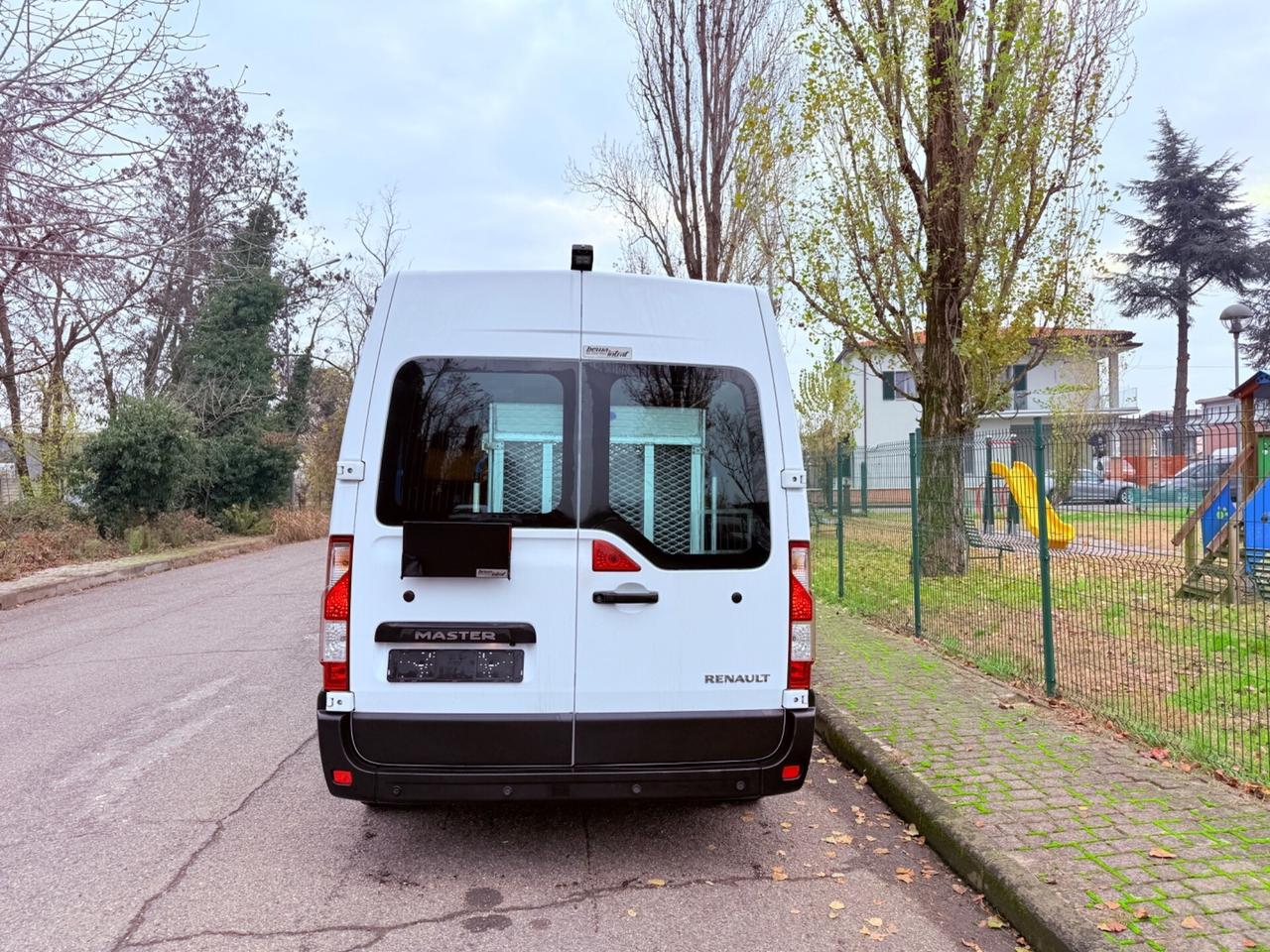 Renault Master- 2018 PULMINO 9 POSTI PARI AL NUOVO