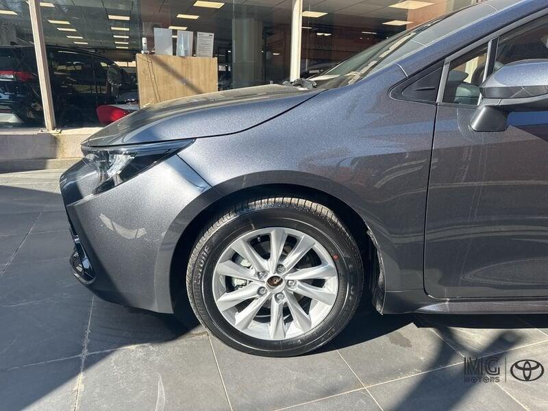 Toyota Corolla Active 1.8 Hybrid Touring Sports